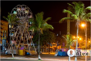 Árvore de Natal vista da Praça Dudu Samba